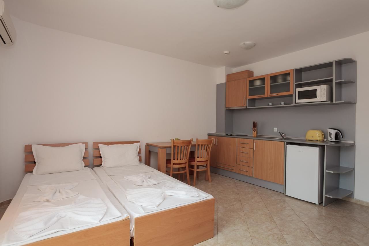 Апарт-отели Silver Springs Apartments Солнечный Берег-43