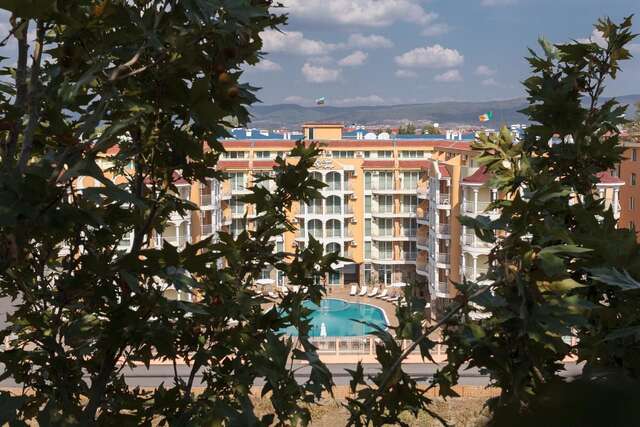 Апарт-отели Silver Springs Apartments Солнечный Берег-9